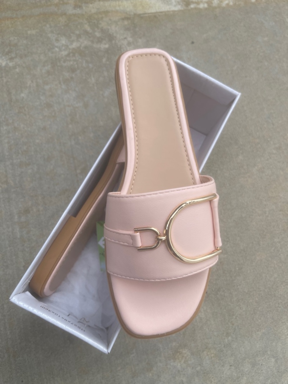 Women’s Pink Slide Sandals with Gold Accent